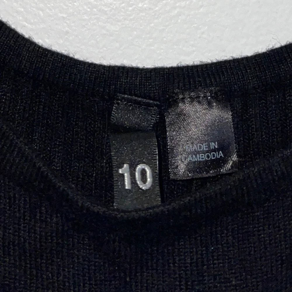 Short Ribbed Dress - Picture 4 of 4